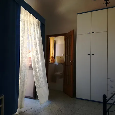 Sotto L'arco *