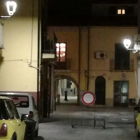 Sotto L'arco Holiday home *